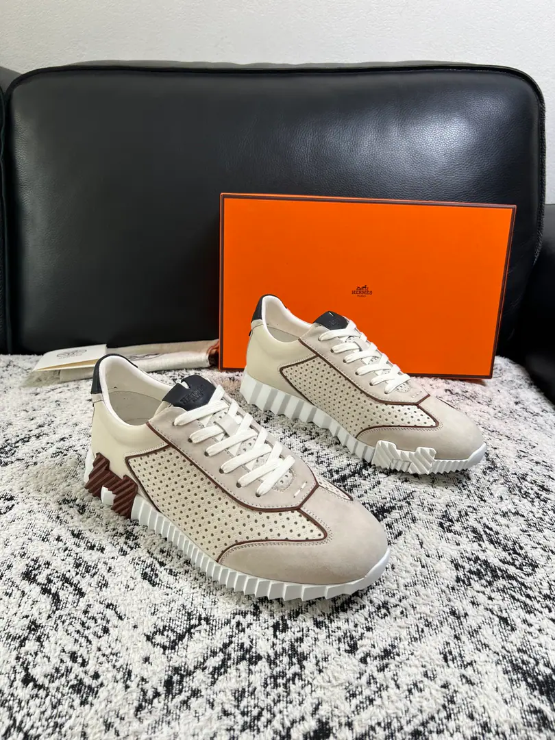 Hermes High Quality Top-level craft I'm in love with you, Max. The counter is being synchronized with the original distribution configuration., Italian imports of original cow-coloured flour, High-quality integration process, All imported water- dyeed cattle stubs., Shoes under the sole.: The original factory is super comfortable with the original base., The original factory and the single. Codes 39-44（ Make a reservation. 45 ）