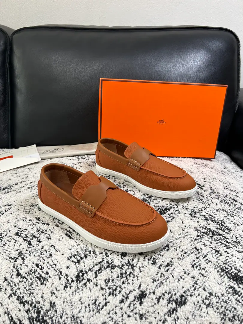 Hermes High Quality Top-level craft I'm in love with you, Max. The counter is being synchronized with the original distribution configuration., Italian imports of original cow-coloured flour, High-quality integration process, All imported water- dyeed cattle stubs., Shoes under the sole.: The original factory is super comfortable with the original base., The original factory and the single. Codes 39-44（ Make a reservation. 45 ）
