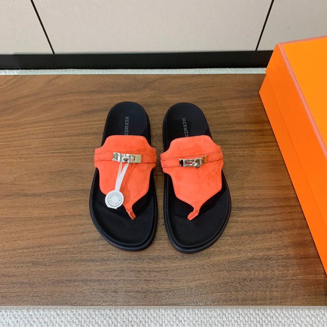 【Herm*s】Couples' Trails. The upper foot is so comfortable.！It's thick and cute.！Shoe-faced cow skin., Goki!. Shade it.TPUSlipboard Base（Part Colour Men Customise） Codes: Women35-41（40, 41Custom） Men40-46（45, 46Custom） Batch: （Men➕10）