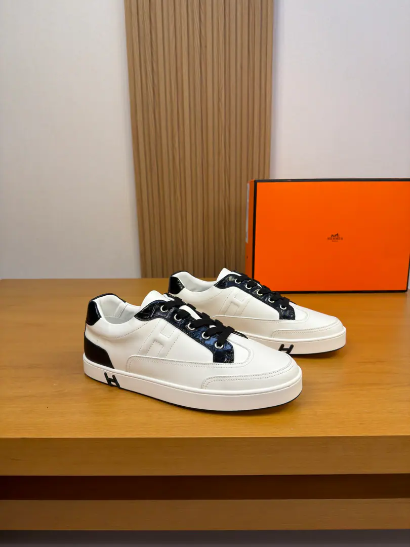 【 HERMES】I'm in love with you, Max. High-end quality Original List·Leisure sports shoes Shoe.: 🔝Napa Skin., Shoes..The brand of the car.‘H’Totem. Uchi.: Water-tied cow skin. Otsumi!: Ultra Light OriginalTPR.Rubber·Double-coloured base Super-high-quality control.·- I'm doing a little work.: Highlight(High-end·- How expensive.·Slot) Size: 38-44（45, Make a reservation.)·H0116