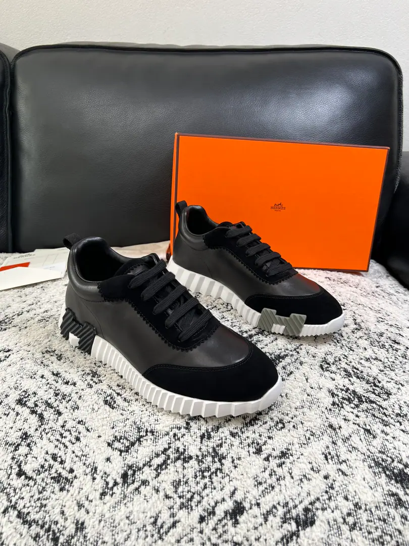 Hermes High Quality Top-level craft I'm in love with you, Max. The counter is being synchronized with the original distribution configuration., Italian imports of original cow-coloured flour, High-quality integration process, All imported water- dyeed cattle stubs., Shoes under the sole.: The original factory is super comfortable with the original base., The original factory and the single. Codes 39-44（ Make a reservation. 45 46 47 ）