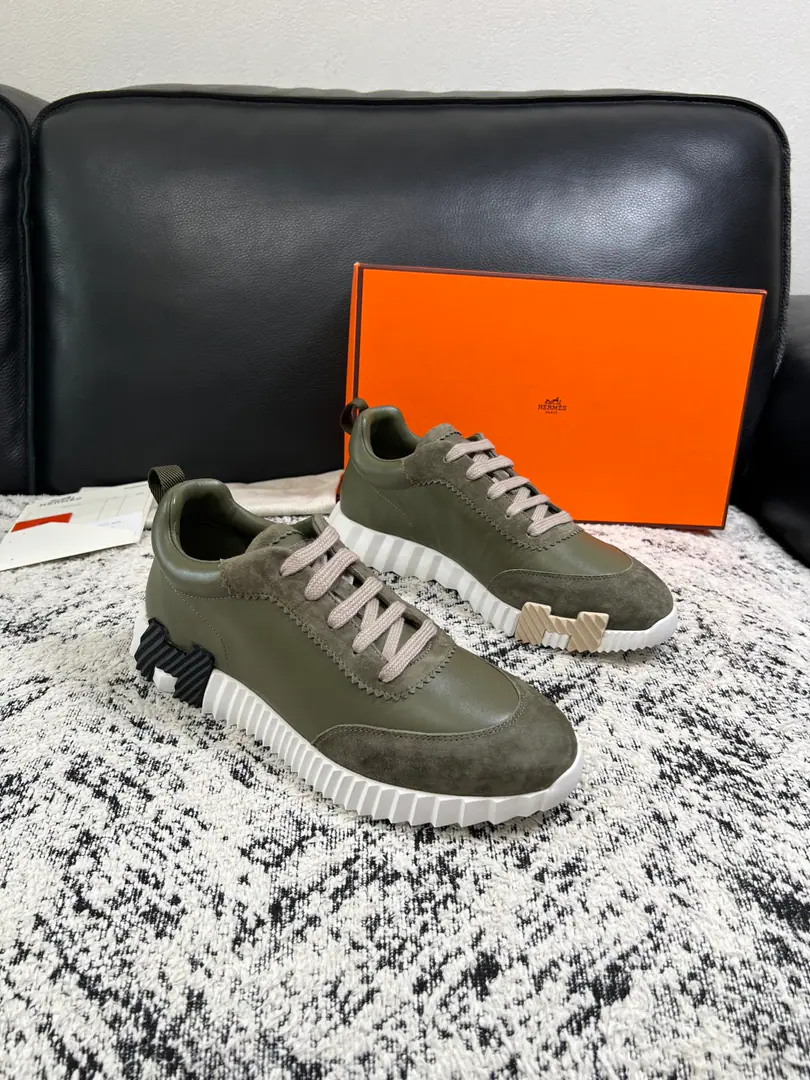 Hermes High Quality Top-level craft I'm in love with you, Max. The counter is being synchronized with the original distribution configuration., Italian imports of original cow-coloured flour, High-quality integration process, All imported water- dyeed cattle stubs., Shoes under the sole.: The original factory is super comfortable with the original base., The original factory and the single. Codes 39-44（ Make a reservation. 45 46 47 ）