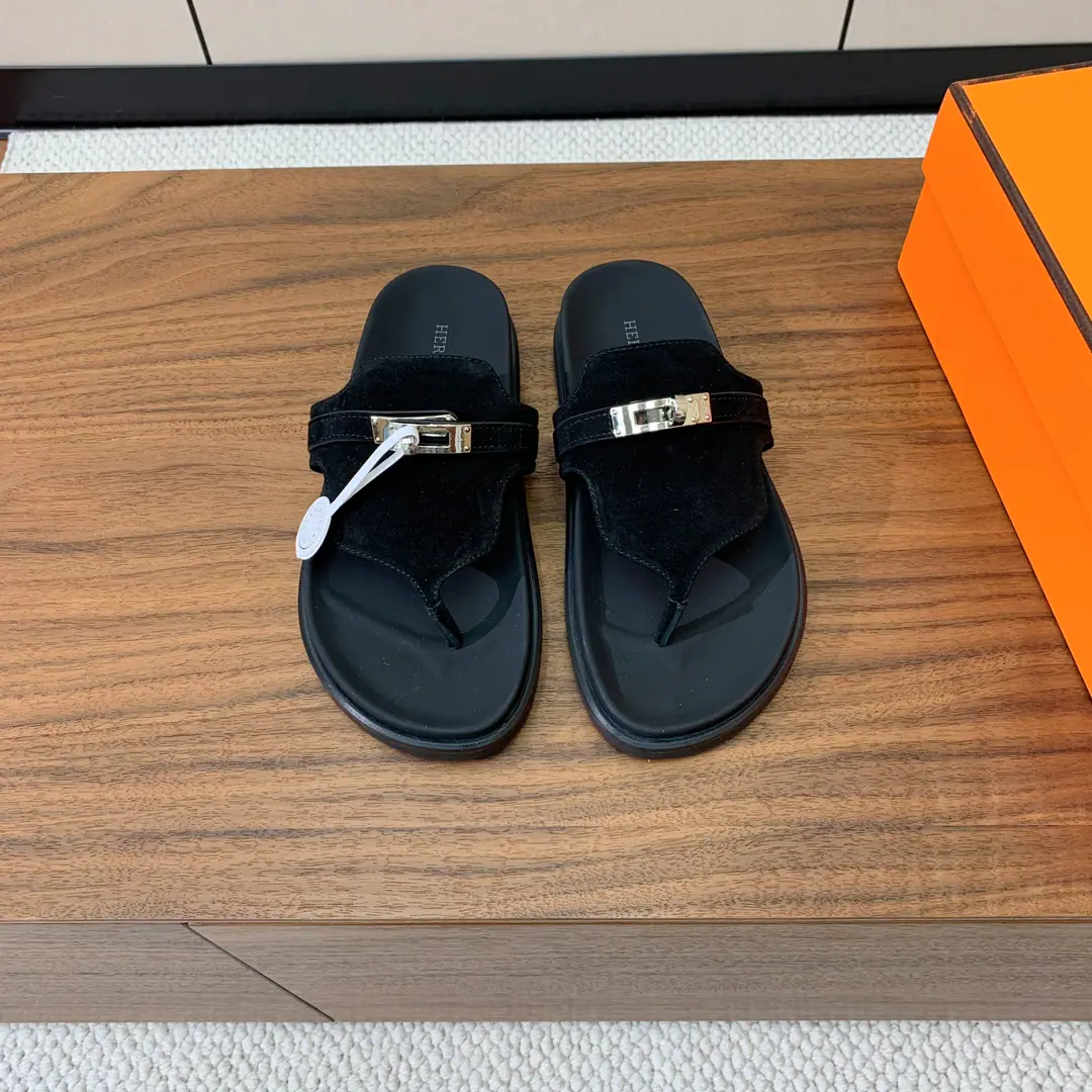 【Herm*s】Couples' Trails. The upper foot is so comfortable.！It's thick and cute.！Shoe-faced cow skin., Goki!. Shade it.TPUSlipboard Base（Part Colour Men Customise） Codes: Women35-41（40, 41Custom） Men40-46（45, 46Custom） Batch: （Men➕10）