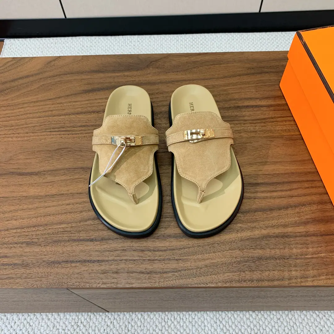 【Herm*s】Couples' Trails. The upper foot is so comfortable.！It's thick and cute.！Shoe-faced cow skin., Goki!. Shade it.TPUSlipboard Base（Part Colour Men Customise） Codes: Women35-41（40, 41Custom） Men40-46（45, 46Custom） Batch: （Men➕10）