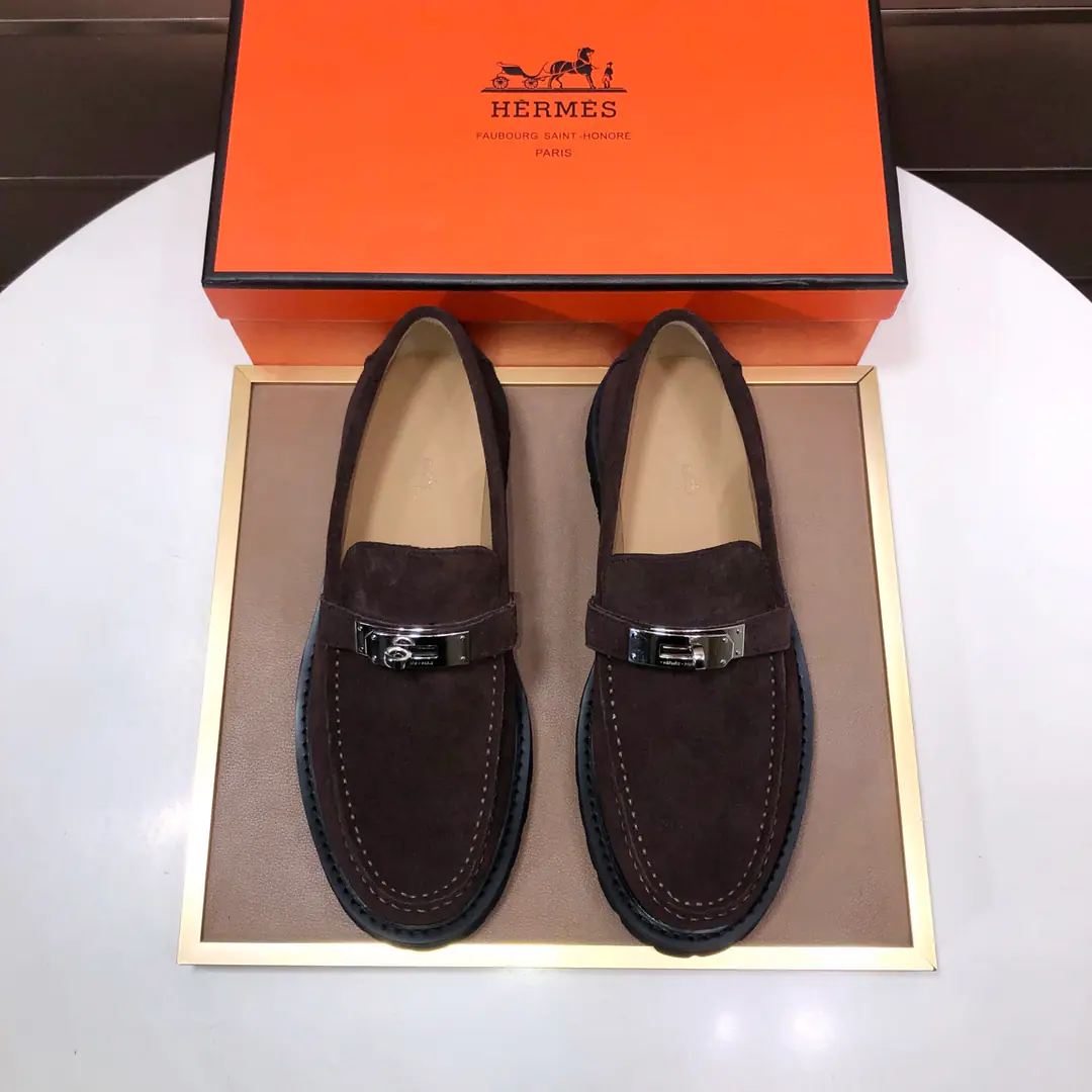Plant 【【I'm in love with you, Max. HERMES】】（In the high-end cattle.) New paragraph🍀 HERMES——Top Version Classic recreational shoes.！Use imported original cow skins, Inside, inside, inside the comfort of the cow.！The original grind-resistant rubber bubble.！High quality.！Codes38-45（45Do it.)