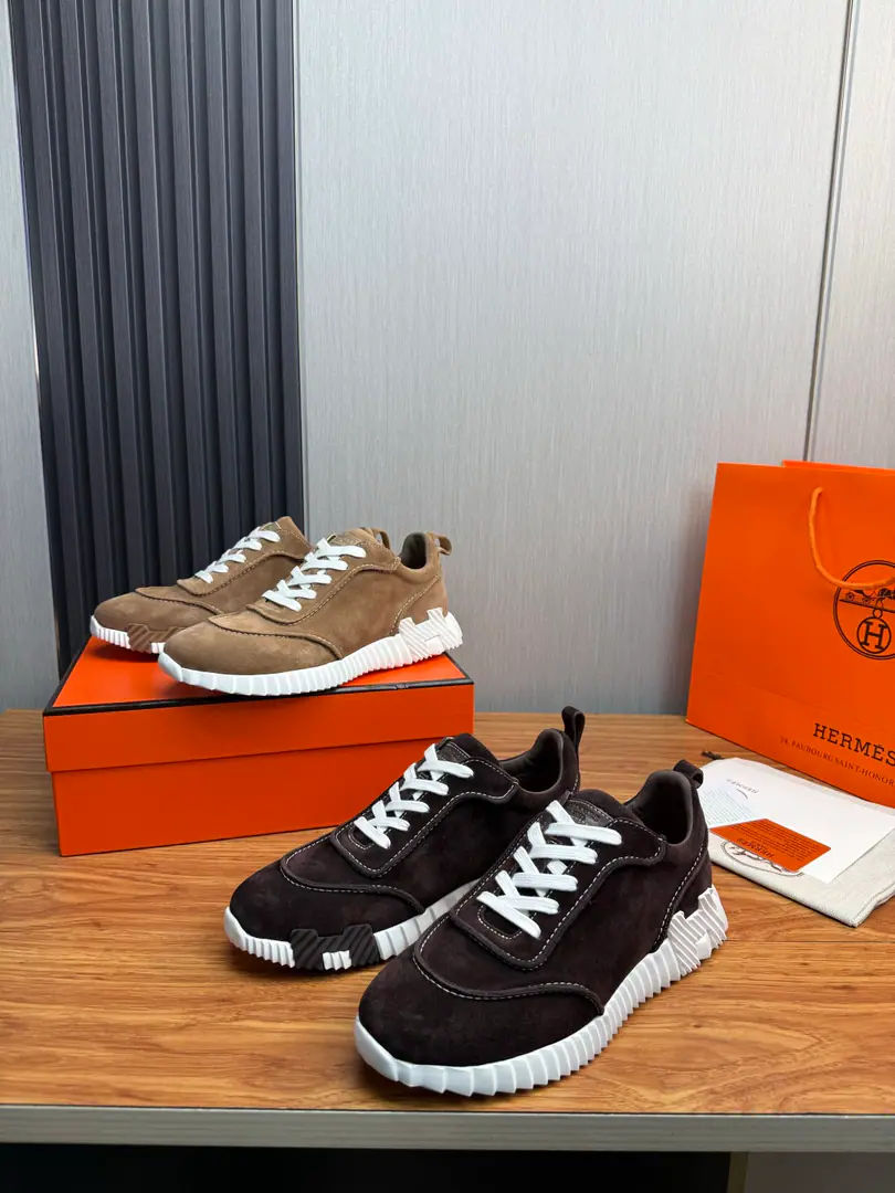 Plant HERME*—I'm in love with you, Max..The counter is selling the hot cash.🔥 Use imported cow skin on the shoe./Combining original webpapers, I'm a researcher.（Original calf skin.） Skins and feet. Shoes under the sole.: The original factory is a very light version., Physical shoot🎬 Codes: 38-44. （38.45- It's a deal.）