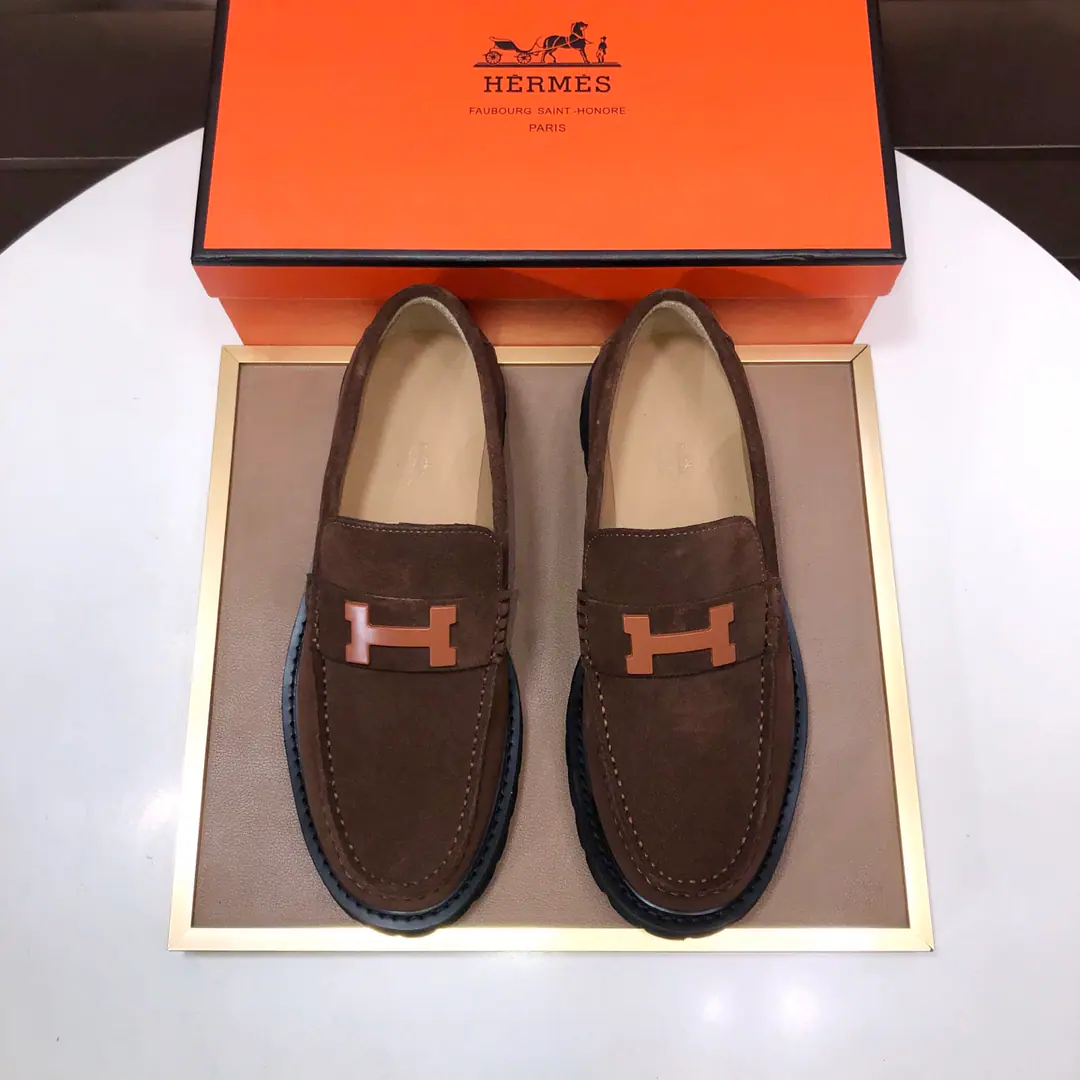Plant 【【I'm in love with you, Max. HERMES】】（In the high-end cattle.) New paragraph🍀 HERMES——Top Version Classic recreational shoes.！Use imported original cow skins, Inside, inside, inside the comfort of the cow.！The original grind-resistant rubber bubble.！High quality.！Codes38-45（45Do it.)