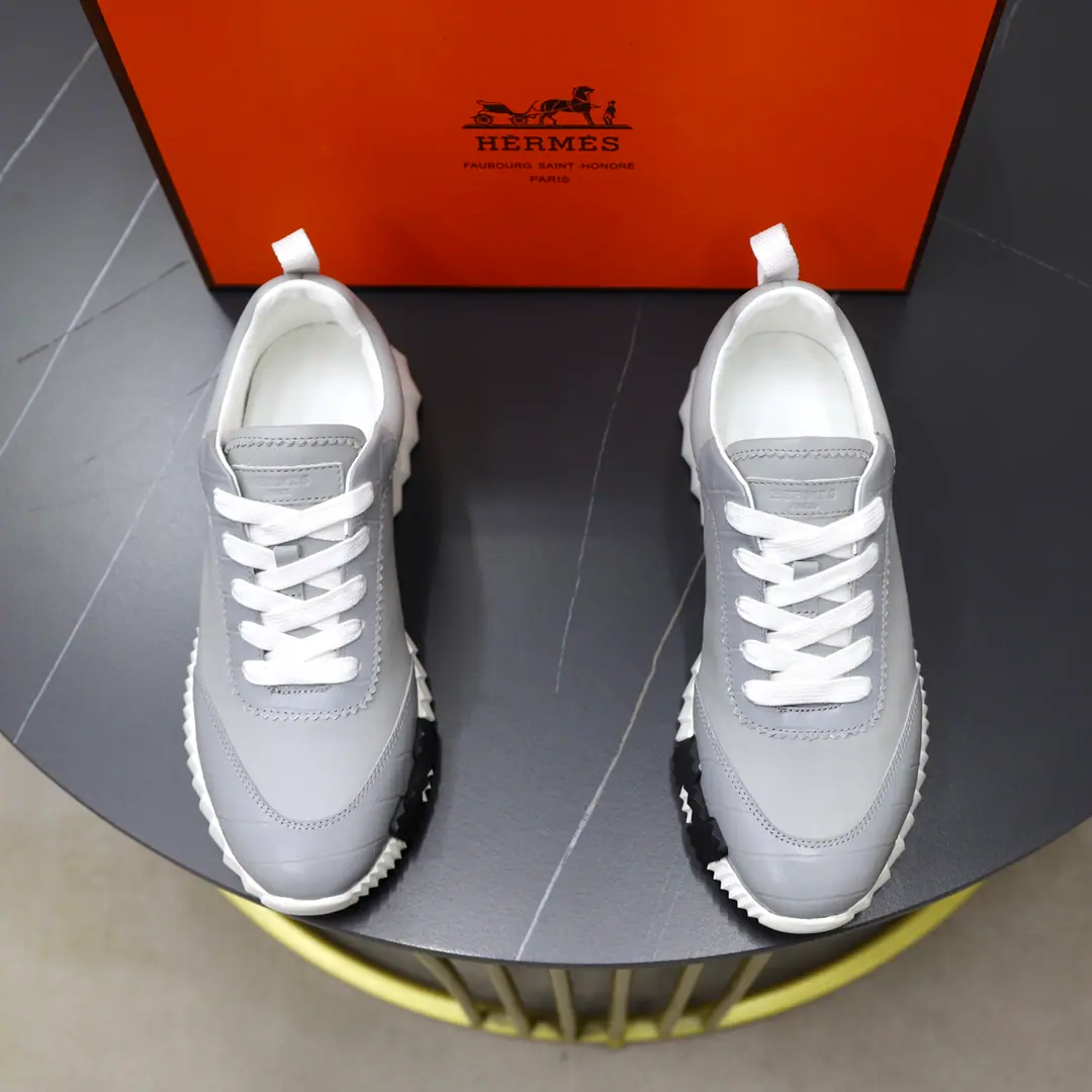 Get out of the factory. HERME*—I'm in love with you, Max..The cabinet is selling the classic boom-boom.🔥 Use imported cow skin on the shoe./Combining original webpapers, I'm a researcher.（Original calf skin.） Skins and feet. Shoes under the sole.: The original factory is a very light version., Physical shoot🎬 Codes: 38-44. （45- It's a deal.）