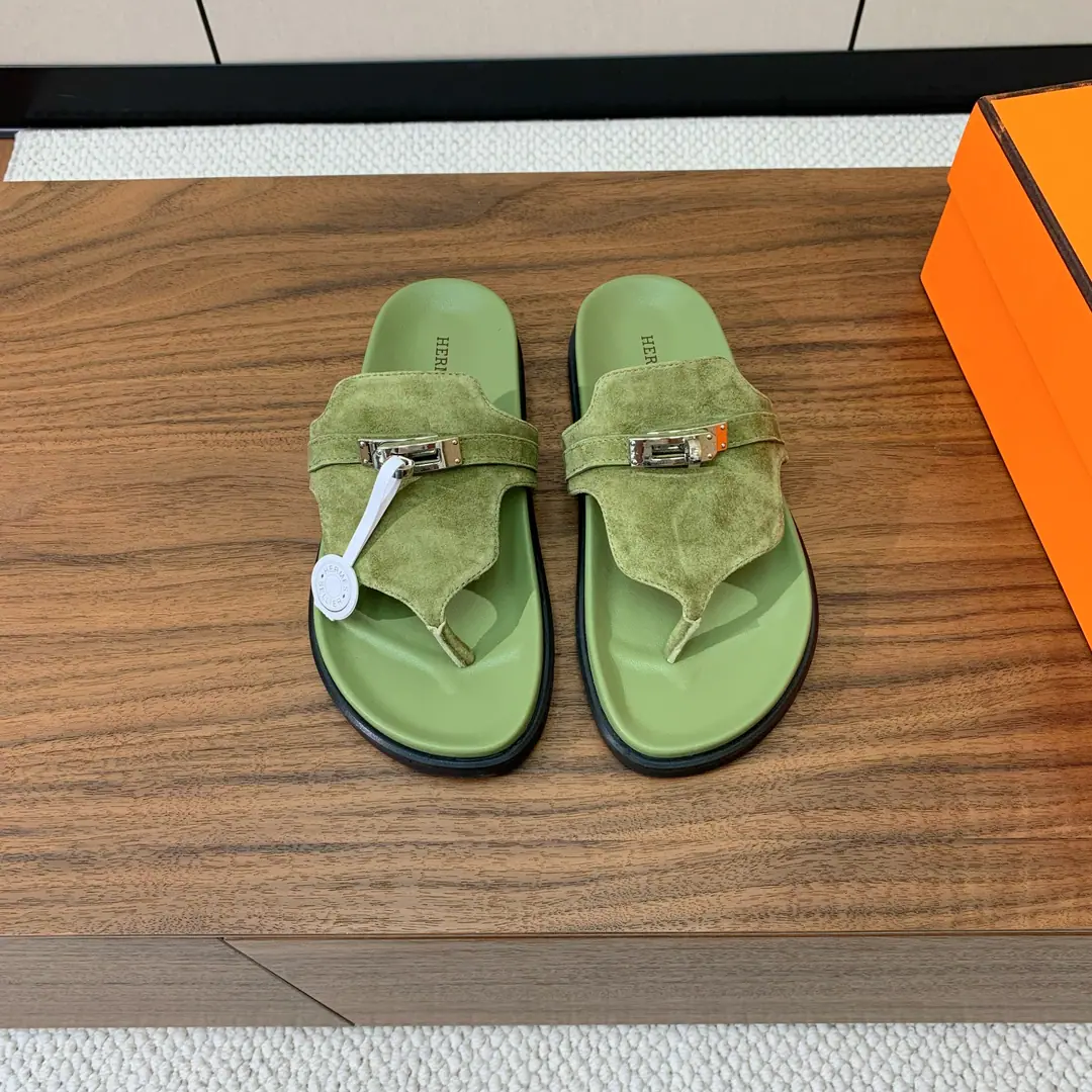 【Herm*s】Couples' Trails. The upper foot is so comfortable.！It's thick and cute.！Shoe-faced cow skin., Goki!. Shade it.TPUSlipboard Base（Part Colour Men Customise） Codes: Women35-41（40, 41Custom） Men40-46（45, 46Custom） Batch: （Men➕10）