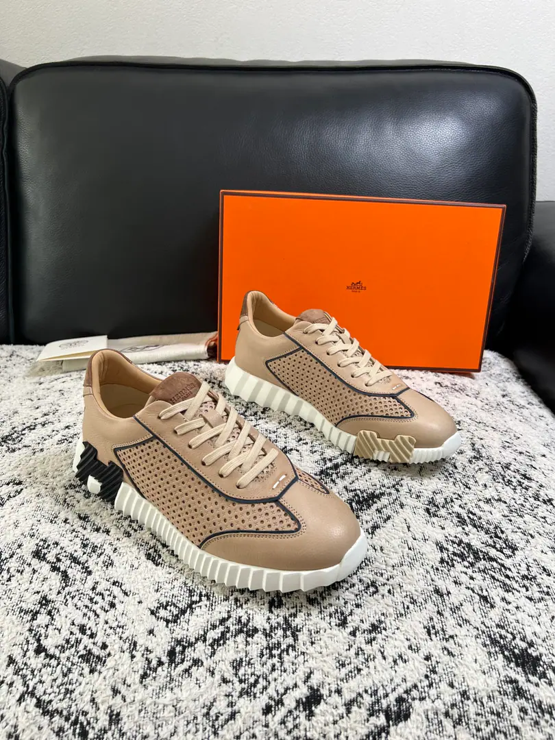 Hermes High Quality Top-level craft I'm in love with you, Max. The counter is being synchronized with the original distribution configuration., Italian imports of original cow-coloured flour, High-quality integration process, All imported water- dyeed cattle stubs., Shoes under the sole.: The original factory is super comfortable with the original base., The original factory and the single. Codes 39-44（ Make a reservation. 45 ）
