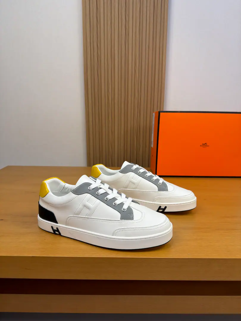 【 HERMES】I'm in love with you, Max. High-end quality Original List·Leisure sports shoes Shoe.: 🔝Napa Skin., Shoes..The brand of the car.‘H’Totem. Uchi.: Water-tied cow skin. Otsumi!: Ultra Light OriginalTPR.Rubber·Double-coloured base Super-high-quality control.·- I'm doing a little work.: Highlight(High-end·- How expensive.·Slot) Size: 38-44（45, Make a reservation.)·H0116