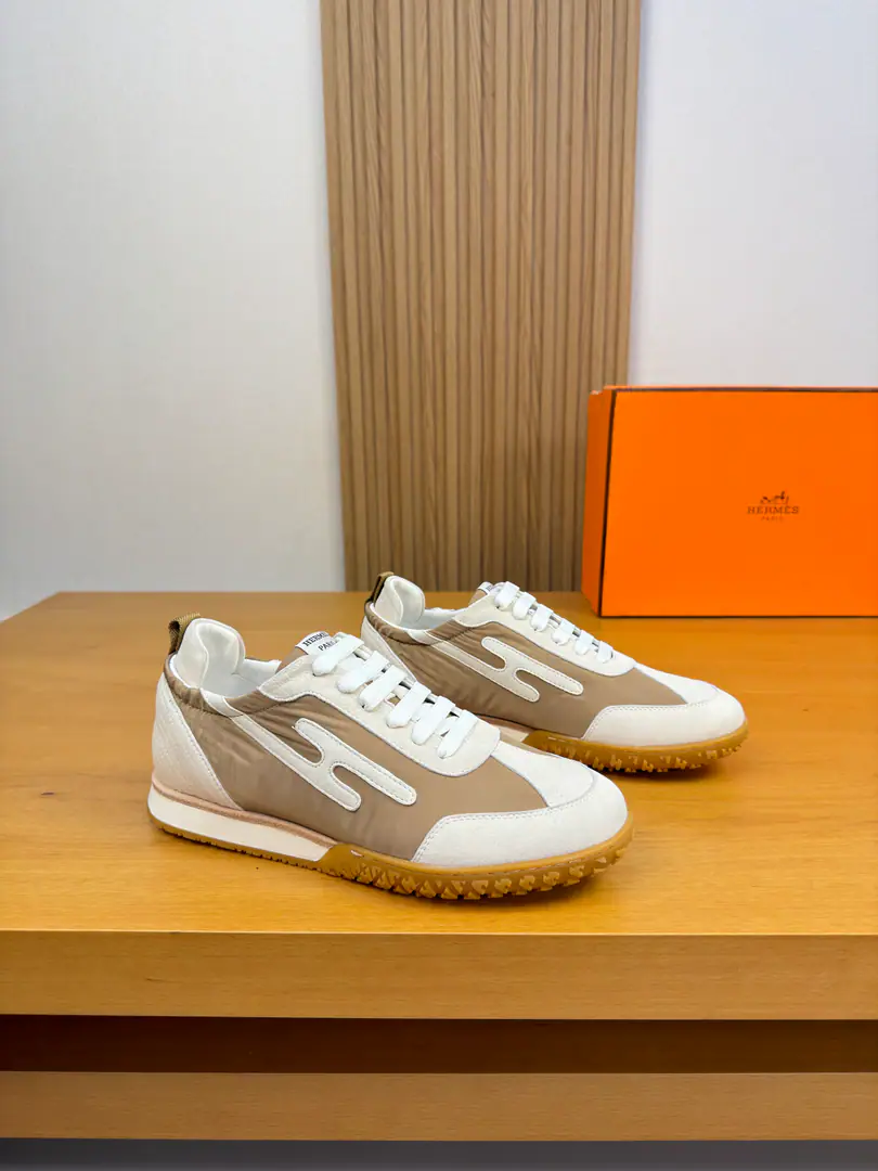 【 HERMES】I'm in love with you, Max. High-end quality Original List·Leisure sports shoes Shoe.: 🔝The anti-feathers., The brand of high-sight sails., The shoe-car sewn brand.’H’Totem., Shoe tongue..The brand of the car.logoCursor, Back up..Brandweaves Uchi.: Water-tied cow skin. Otsumi!: It's so light.TPUBubbles·Rubber: Combination of double-coloured large bottom Super-high-quality control.·- I'm doing a little work.: Highlight(High-end·- How expensive.·Slot) Size: 39-44（38, 45, 46, 47, Make a reservation.)·H0183