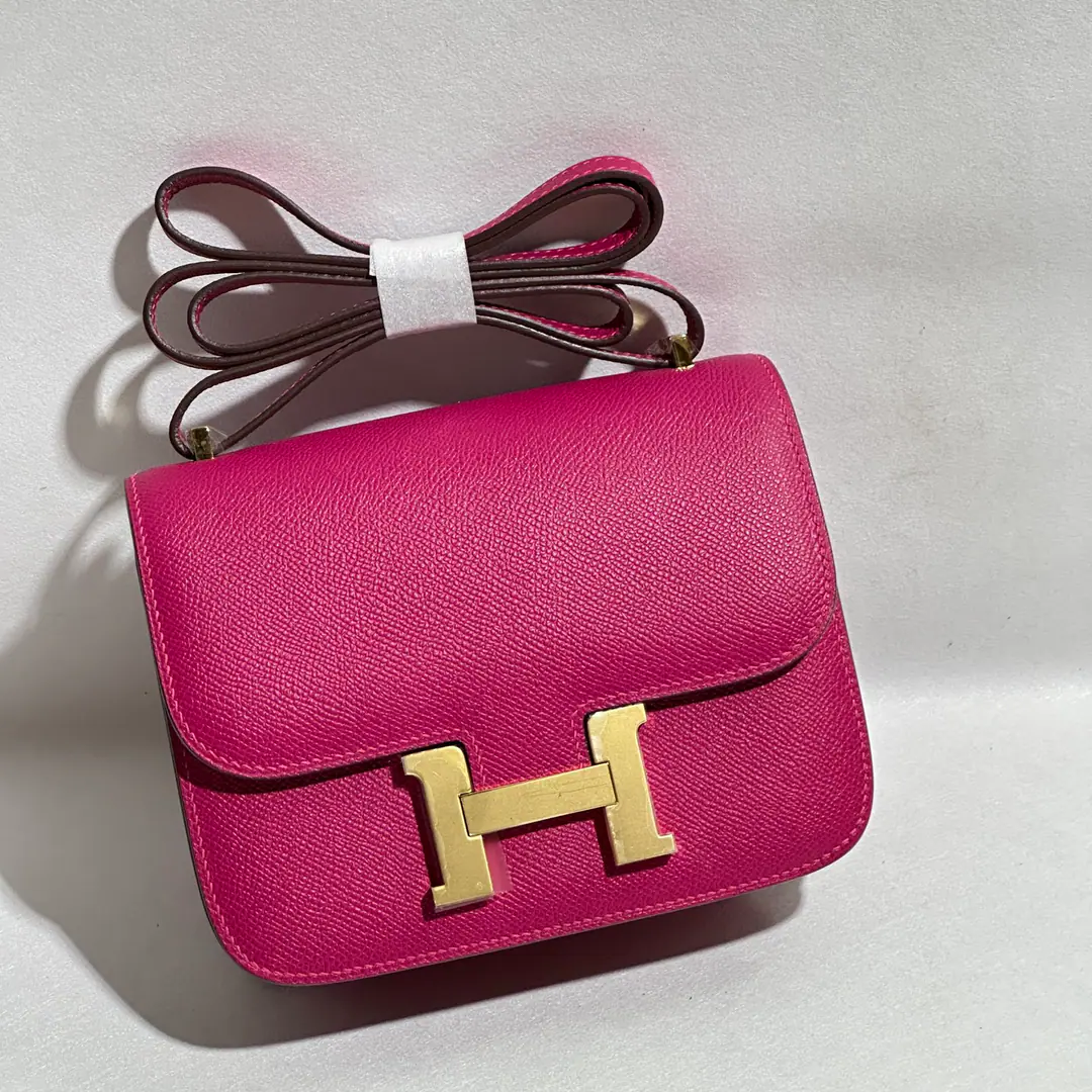 Constance 19#Raspberry colour Gold button. FranceHaasOriginal plantEpsomPee.🐂 The inside sheep.🐑Hand-sew waxes are all hand-made.🪡 All steel hardware. Current