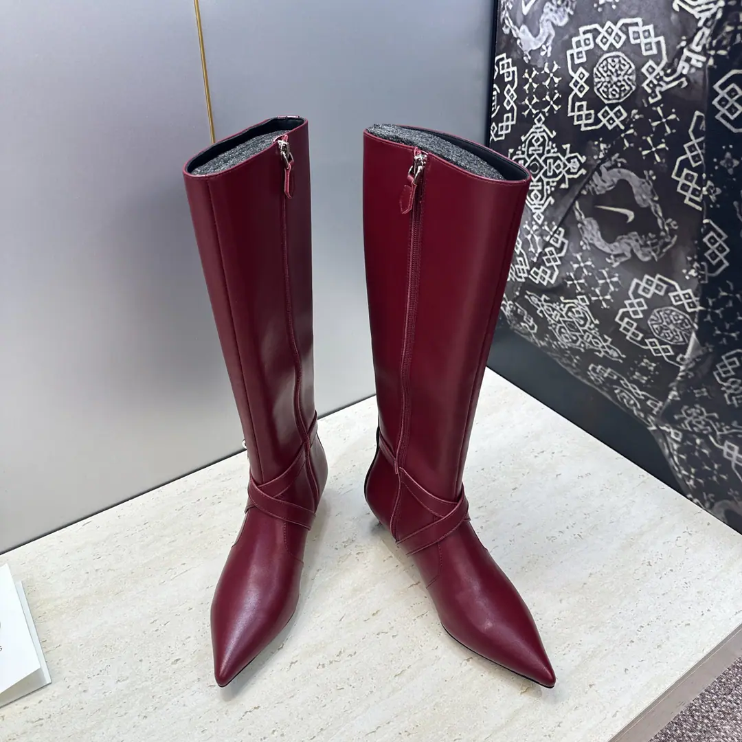 Plant prices HermesI'm in love with you, Max. 2026Autumn and winter money. Nice Crossing punk styleKelly- I'll take the top of my heel and the colored boots. HThe same letter as the star.logoA pointy bike, knight's boots. Material:I'll import a cow's skin on my shoe./Import sheep, skin.+In the skin of the watered cow.+Italy is a big-ass country. He's tall.:4CM Size: 35-39(34.40.41.42Custom without re-offer)