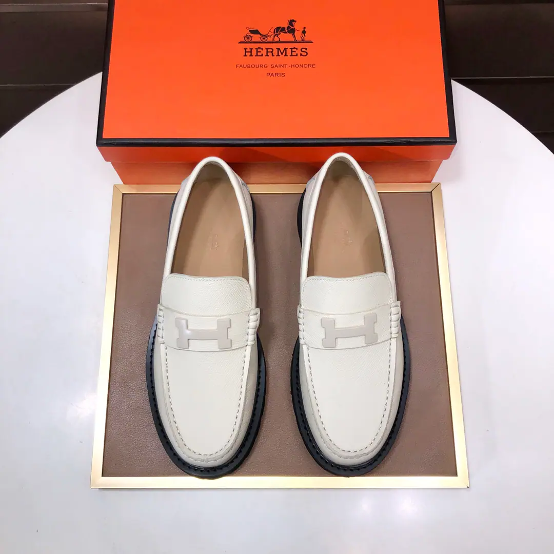Plant 【【I'm in love with you, Max. HERMES】】（In the high-end cattle.) New paragraph🍀 HERMES——Top Version Classic recreational shoes.！Use imported original cow skins, Inside, inside, inside the comfort of the cow.！The original grind-resistant rubber bubble.！High quality.！Codes38-45（45Do it.)