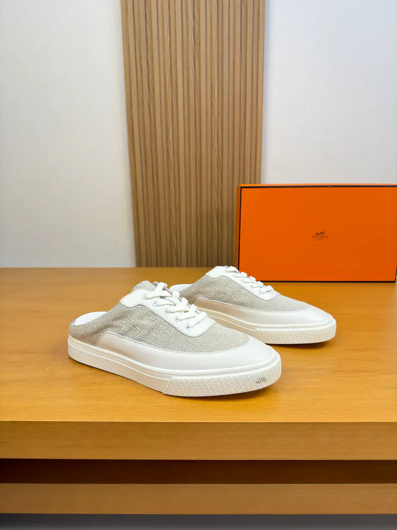 【 HERMES】I'm in love with you, Max. High-end quality Original List·Half-rollers for leisure sport Shoe.: Original🔝Skin of a stale calf., Brand cowboy canvas..The brand of the car.‘H’Totem. Uchi.: Water-tied cow skin. Otsumi!: Ultra Light OriginalTPR.Rubber·Double-coloured base Super-high-quality control.·- I'm doing a little work.: Highlight(High-end·- How expensive.·Slot) Size: 39-44（38, 45, 46, Make a reservation.)·H0199