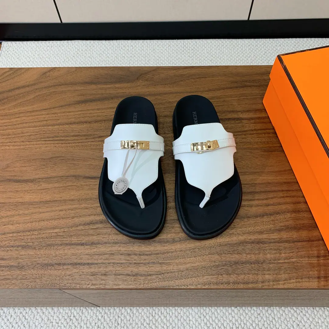 【Herm*s】Couples' Trails. The upper foot is so comfortable.！It's thick and cute.！Shoe-faced cow skin., Goki!. Shade it.TPUSlipboard Base. Codes: Women35-41（40, 41Custom） Men40-46（45, 46Custom） Batch: （Men➕10）