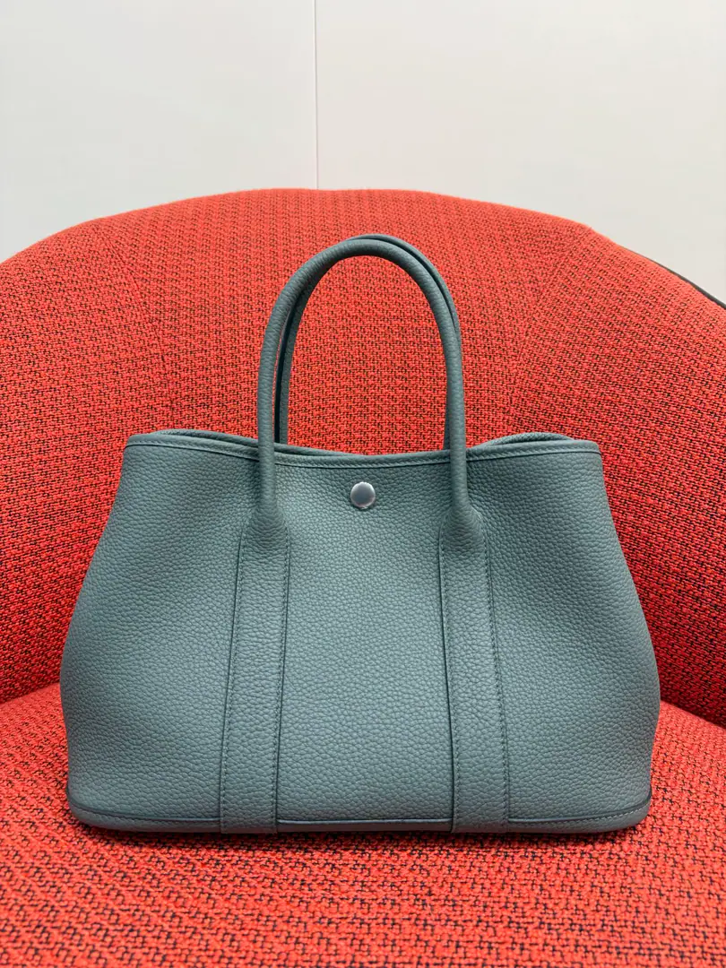 Garden Party Garden bag.30cm Dimensions NTogoFull skin. Hand-made sewing The first choice is for leisure commuters. 🉑 Almond Green.
