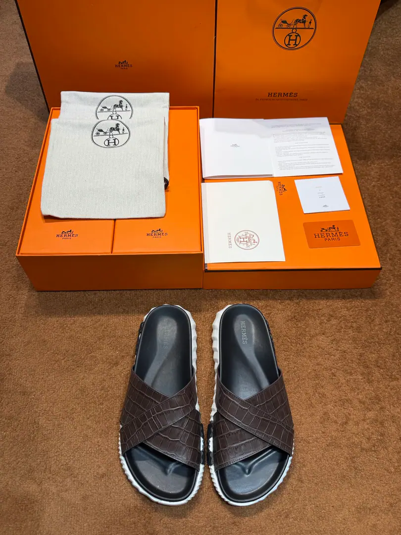 Herme*HHome.Infra- A man's sandal slipper.-Original Recym Buy originals and build them., Big-Big-Big-Big-Big-Big-Big-Back-Back-Back-Back-Back-Back-Back-Back-Back-Back-Back-Back-Back-Back-Back-Back-Back-Back-Back-Back-Back-Back-Back-Back-Back-Back-Back-Back-Back-Back-Back-Back-Back-Back-Back-Back-Back-Back-Back-B-B-B-B-B-B-B-B-B-B-B-B-B-B-B-B-B-B-B-B-B-B-B-B-B-B-B-B-B-B-B-B-B-B-B-B-B-B-B-B-B-B-B-B-B-B-B-B-B-B-B-B-B-B-B-B-B-B-B-B-B-I-I-I-B-I-I-I-B-B-, The color of the base is the same as the original.. You know what you're doing.💪 Super light shoe bottoms are designed with contrast colour, # To the comfort of the feet to scream #！ Cowskin..Skins and feet., The bottom of the private model. Size:39-44(38.45 46Do it.）