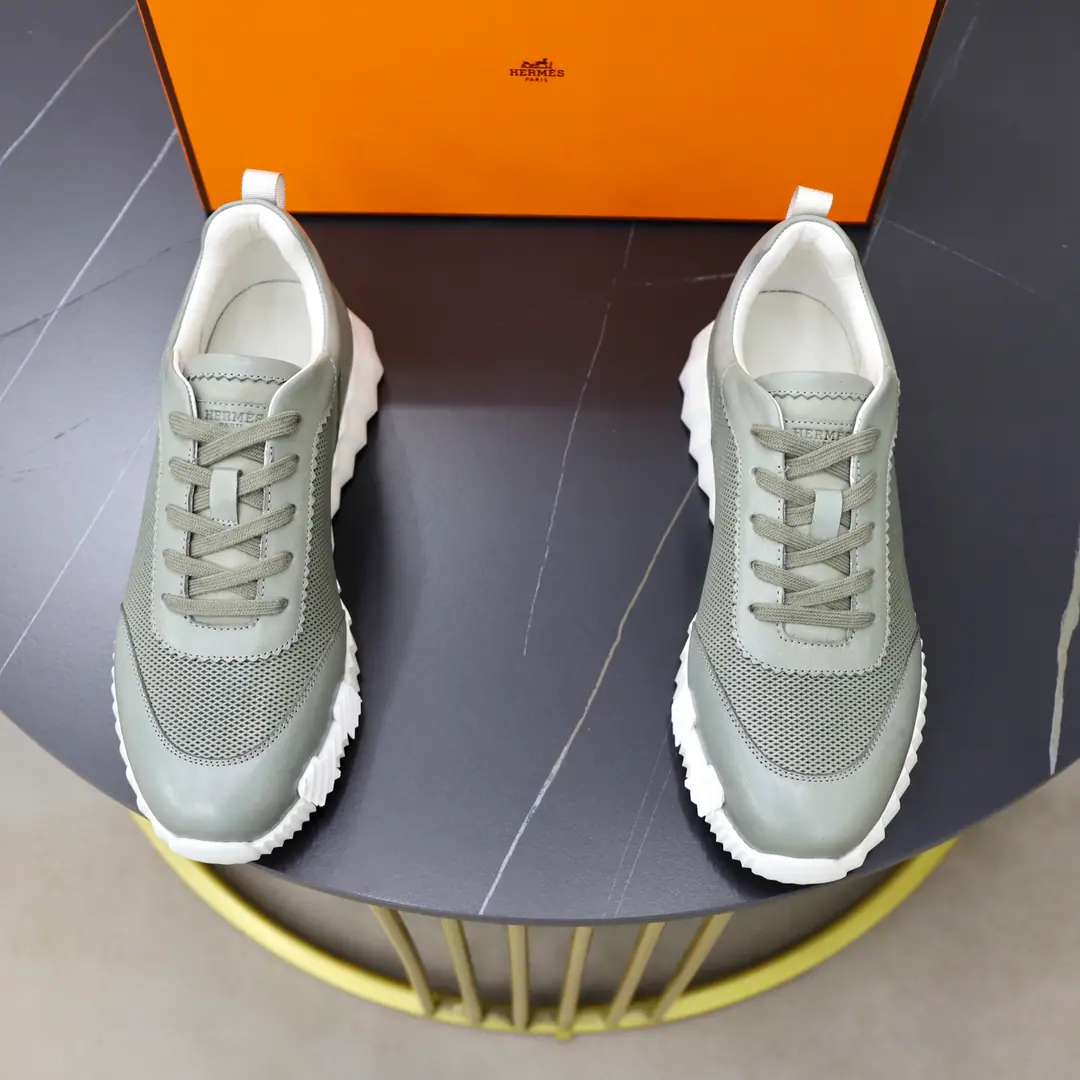 Hermes High Quality Top-level craft I'm in love with you, Max. The counter is being synchronized with the original distribution configuration., Italian imports of original cow-coloured flour, High-quality integration process, All imported water- dyeed cattle stubs., Shoes under the sole.: The original factory is super comfortable with the original base., The original factory and the single. Codes 39-44（ Make a reservation. 38 45 46 ）