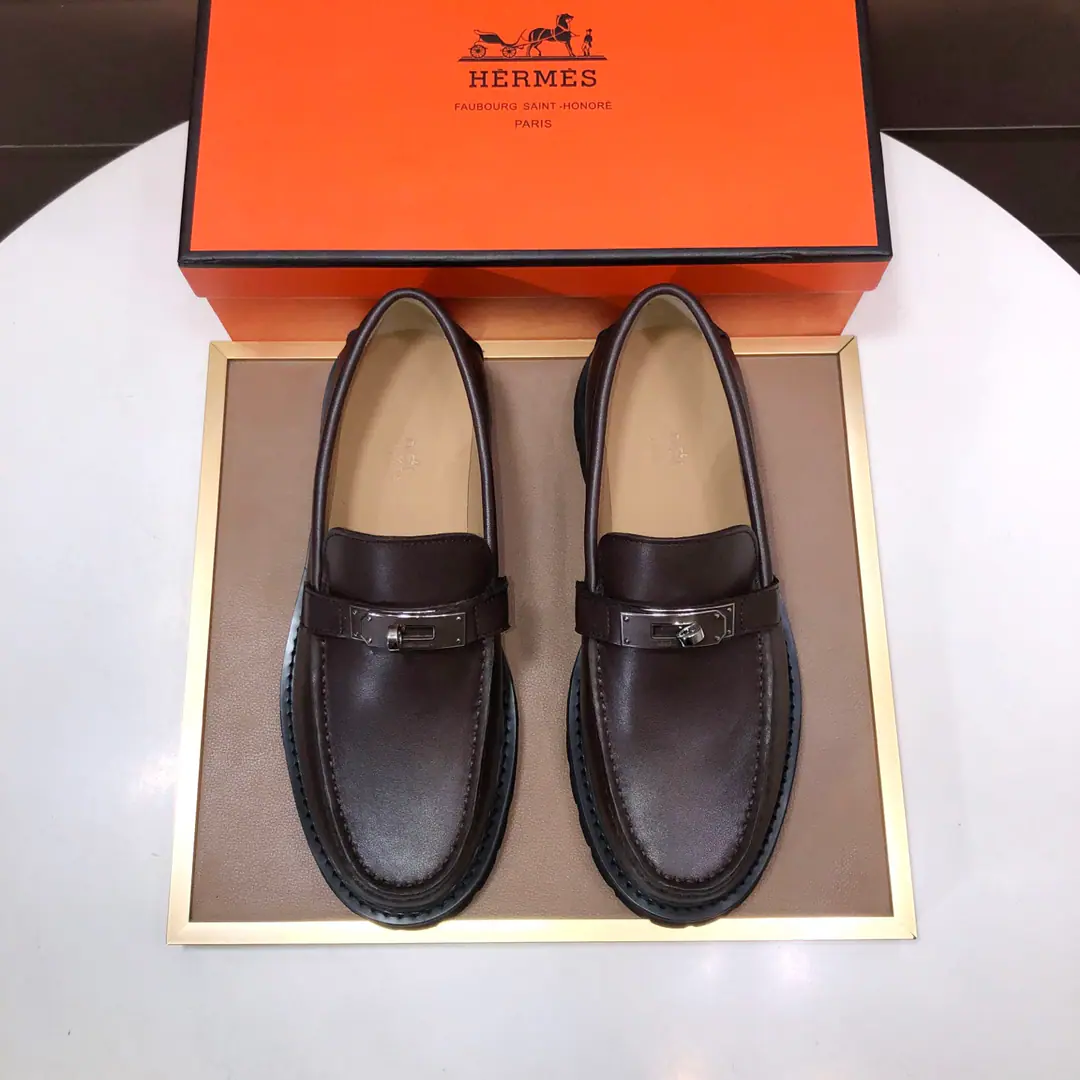 Plant 【【I'm in love with you, Max. HERMES】】（In the high-end cattle.) New paragraph🍀 HERMES——Top Version Classic recreational shoes.！Use imported original cow skins, Inside, inside, inside the comfort of the cow.！The original grind-resistant rubber bubble.！High quality.！Codes38-45（45Do it.)