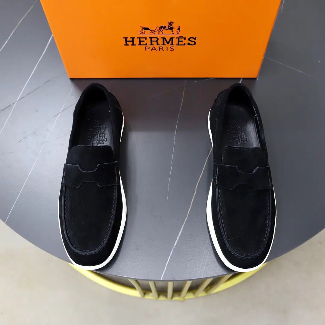 Get out of the factory. I'm in love with you, Max.Hermès ⚠️High-end man driving., One foot stomping series ⚠️38-44（45Make a reservation.） ⚠️Skins.！Soft and thick.！It's made in sheep's skin.！Rubber plate-based smooth-for-the-mill grinding！Stereopacking process！Fashion Classic！Handicrafts！It's a single high quality.！Compare as you wish！