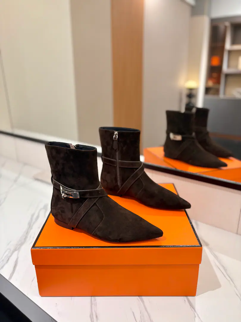 ￼ Plant price: Hermes🐴- A hot, hot, hot, hot, hot, hot, hot, hot, hot, hot, hot, hot, hot, hot, hot, hot, hot, hot, hot, hot, hot, hot, hot, hot, hot, hot, hot, hot, hot, hot, hot, hot.kelly JumpingThe Knight's boots are a fine-looking cowmaker.!!It's a classic no-no style. It's a pretty thing for anyone. ♡Elegance style, Creating different feelings.！♡♡It's the indispensable boots in your shoe cabinet.！♡♡A simple formula, Market top version♡◆ Materials: Import of sheep Imported cattle skin ◆◆ Uchi., Foot.: Imported cattle skin◆◆ Otsumi!: The Italian skin is a big thing.◆◆ He's tall.: Floor❶𝙘𝙢 High cover packing ◆ ◢size. ｜35-39（34 40 41 42Custom）◣