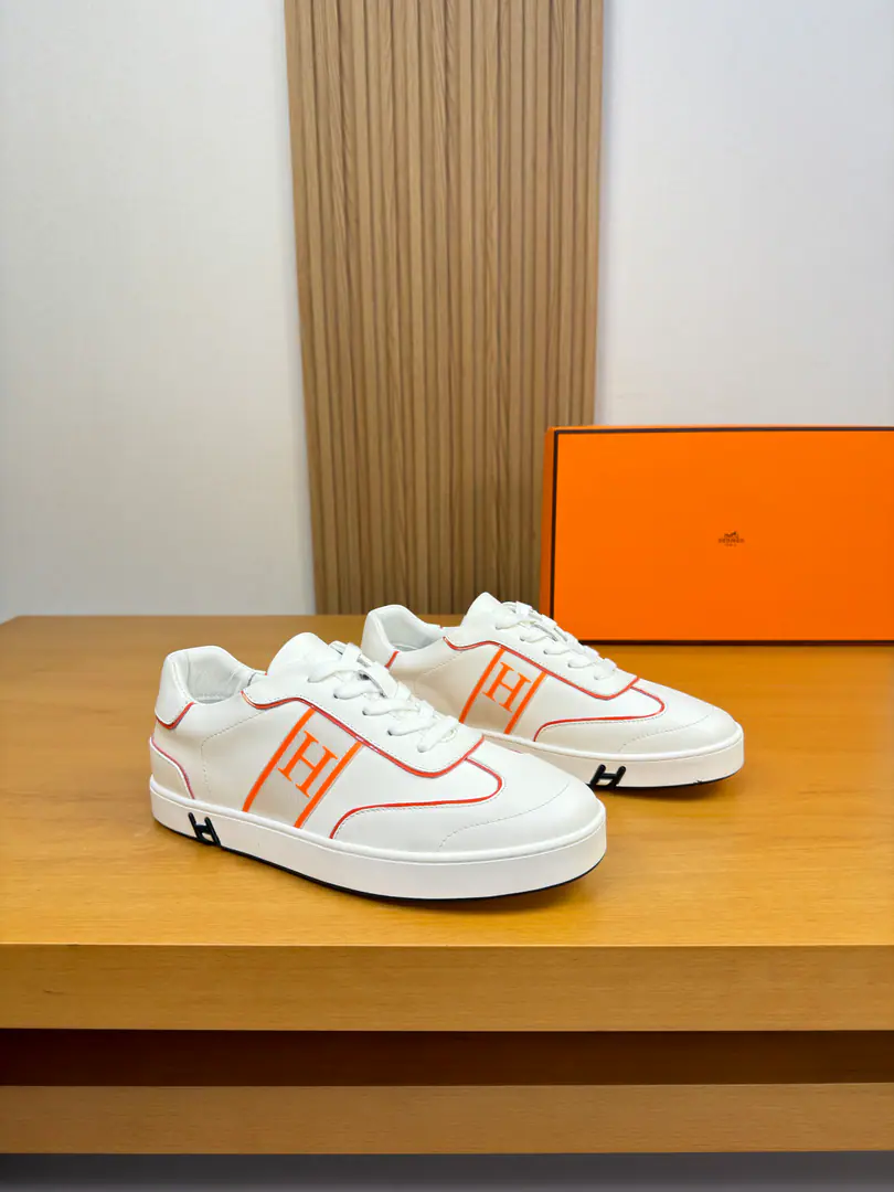 【 HERMES】I'm in love with you, Max. High-end quality Original List·Leisure sports shoes Shoe.: 🔝Napa Skin..Car-travage process, Shoes..The brand of the car.‘H’Totemweath, Shoe tongue..Air pressure brandlogo Uchi.: Water-tied cow skin. Otsumi!: Ultra Light OriginalTPR.Rubber·Double-coloured base Super-high-quality control.·- I'm doing a little work.: Highlight(High-end·- How expensive.·Slot) Size: 38-44（45, Make a reservation.)·H0116