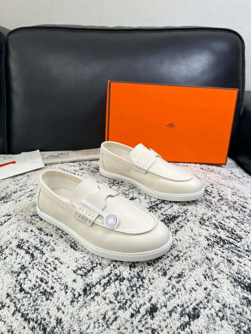 Hermes High Quality Top-level craft I'm in love with you, Max. The counter is being synchronized with the original distribution configuration., Italian imports of original cow-coloured flour, High-quality integration process, All imported water- dyeed cattle stubs., Shoes under the sole.: The original factory is super comfortable with the original base., The original factory and the single. Codes 39-44（ Make a reservation. 45 ）