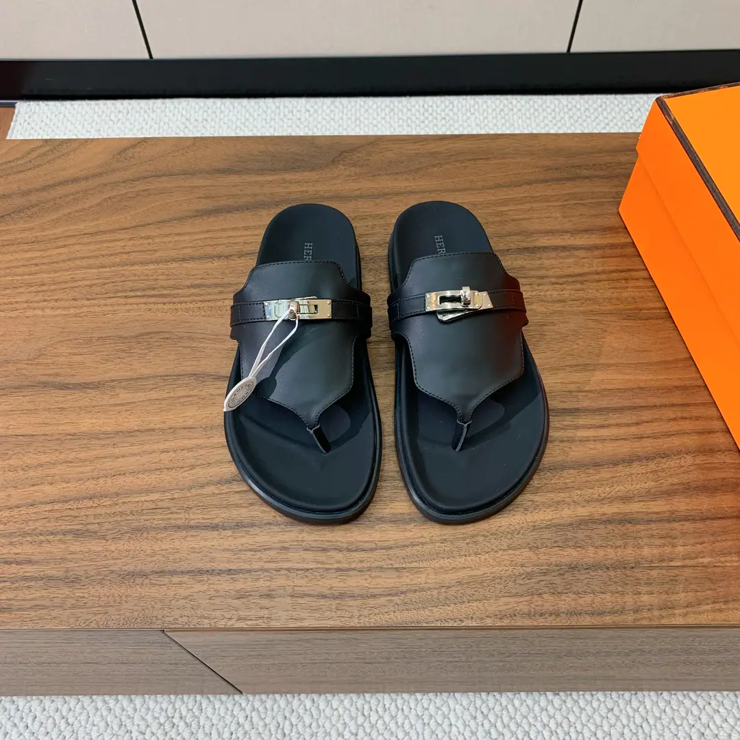 【Herm*s】Couples' Trails. The upper foot is so comfortable.！It's thick and cute.！Shoe-faced cow skin., Goki!. Shade it.TPUSlipboard Base. Codes: Women35-41（40, 41Custom） Men40-46（45, 46Custom） Batch: （Men➕10）