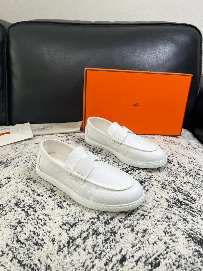 Hermes High Quality Top-level craft I'm in love with you, Max. The counter is being synchronized with the original distribution configuration., Italian imports of original cow-coloured flour, High-quality integration process, All imported water- dyeed cattle stubs., Shoes under the sole.: The original factory is super comfortable with the original base., The original factory and the single. Codes 39-44（ Make a reservation. 45 ）