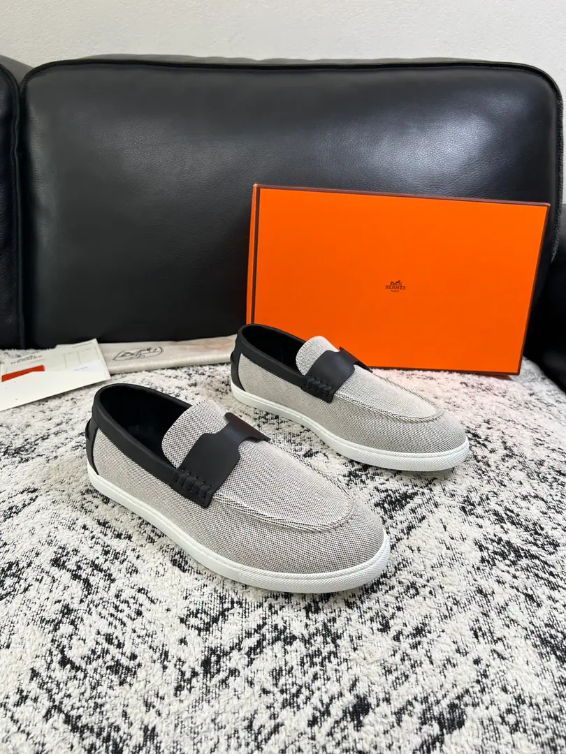 Hermes High Quality Top-level craft I'm in love with you, Max. The counter is being synchronized with the original distribution configuration., Italian imports of original cow-coloured flour, High-quality integration process, All imported water- dyeed cattle stubs., Shoes under the sole.: The original factory is super comfortable with the original base., The original factory and the single. Codes 39-44（ Make a reservation. 45 ）