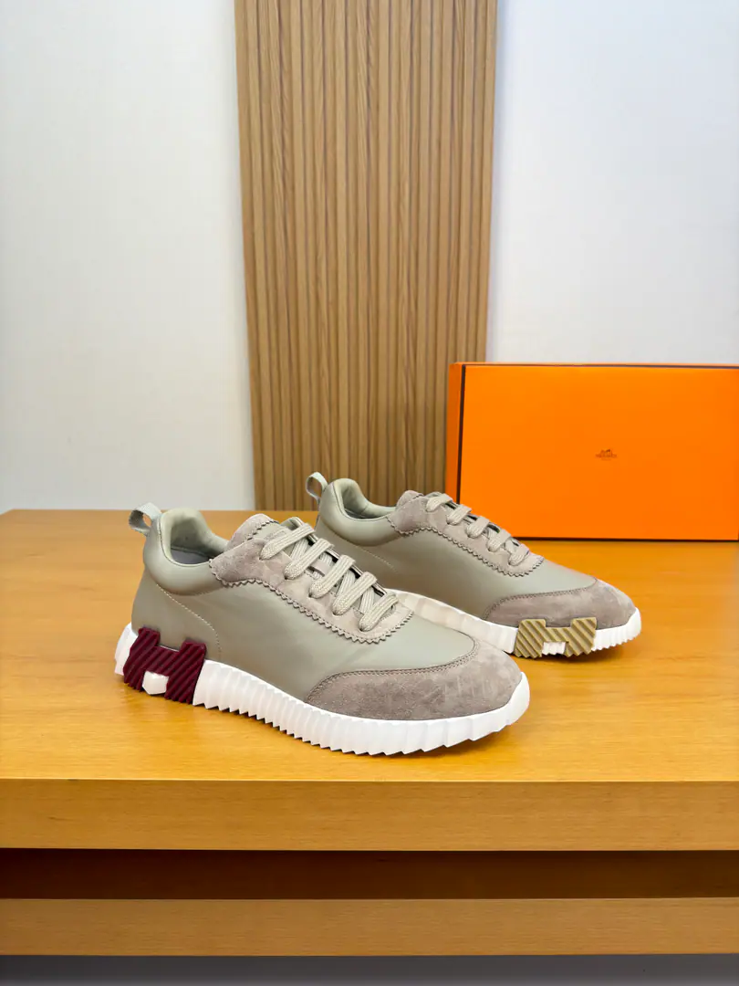 【 HERMES】I'm in love with you, Max. High-end quality Original List·Leisure sports shoes Shoe.: Original🔝Napa Skin., The anti-feathers., Shoe tongue..Air pressure brandlogo, Back up..Brandweaves Uchi.: Water-tied cow skin. Otsumi!: It's so light.TPUBubbles·Rubber: Combination of double-coloured large bottom Super-high-quality control.·- I'm doing a little work.: Highlight(High-end·- How expensive.·Slot) Size: 39-45（38, 46, 47, Make a reservation.)·H0155