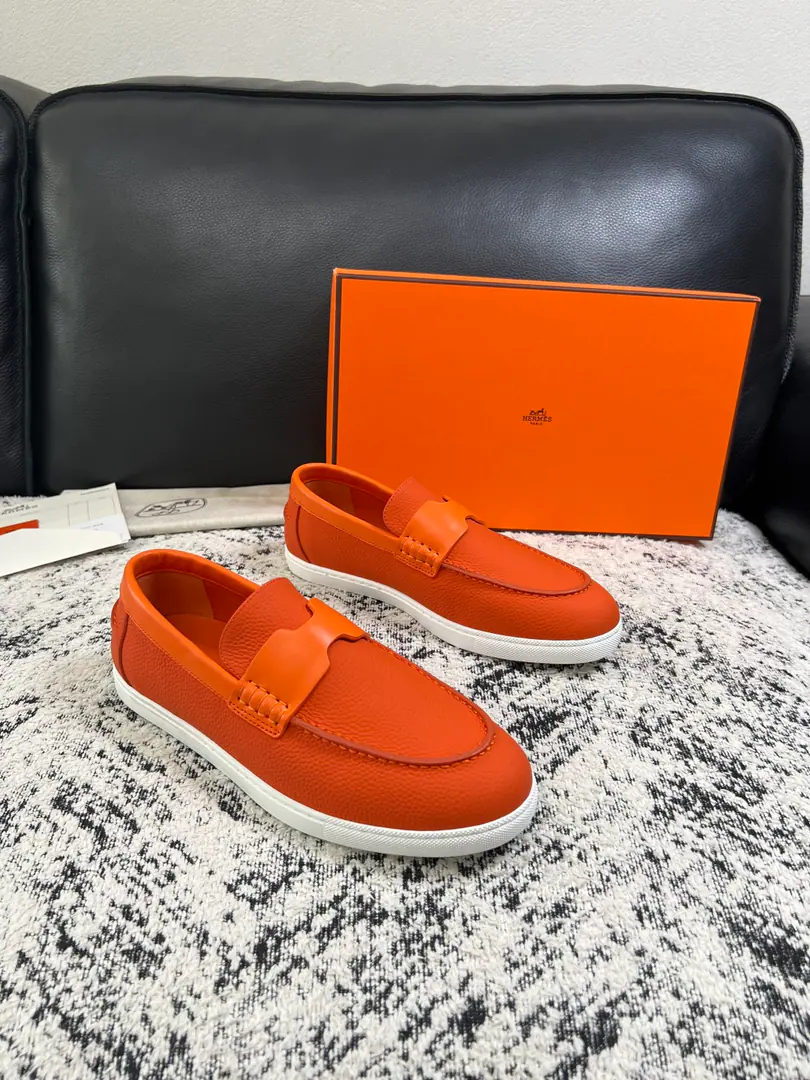 Hermes High Quality Top-level craft I'm in love with you, Max. The counter is being synchronized with the original distribution configuration., Italian imports of original cow-coloured flour, High-quality integration process, All imported water- dyeed cattle stubs., Shoes under the sole.: The original factory is super comfortable with the original base., The original factory and the single. Codes 39-44（ Make a reservation. 45 ）