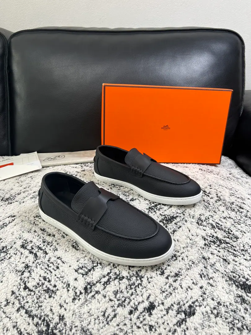Hermes High Quality Top-level craft I'm in love with you, Max. The counter is being synchronized with the original distribution configuration., Italian imports of original cow-coloured flour, High-quality integration process, All imported water- dyeed cattle stubs., Shoes under the sole.: The original factory is super comfortable with the original base., The original factory and the single. Codes 39-44（ Make a reservation. 45 ）