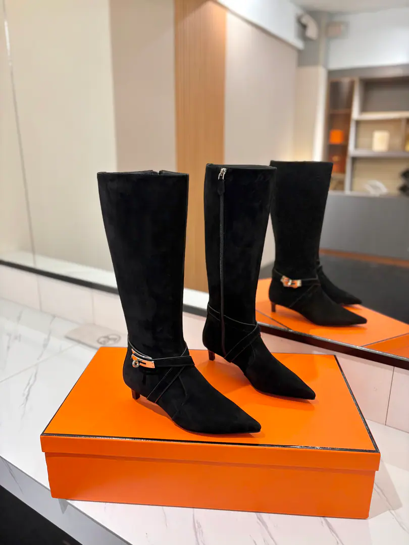 ￼ Plant price: Hermes🐴- A hot, hot, hot, hot, hot, hot, hot, hot, hot, hot, hot, hot, hot, hot, hot, hot, hot, hot, hot, hot, hot, hot, hot, hot, hot, hot, hot, hot, hot, hot, hot, hot.kelly JumpingThe Knight's boots are a fine-looking cowmaker.!!It's a classic no-no style. It's a pretty thing for anyone. ♡Elegance style, Creating different feelings.！♡♡It's the indispensable boots in your shoe cabinet.！♡♡A simple formula, Market top version♡◆ Materials: Import of sheep Imported cattle skin ◆◆ Uchi., Foot.: Imported cattle skin◆◆ Otsumi!: The Italian skin is a big thing.◆◆ He's tall.: ❹𝙘𝙢 High cover packing ◆ ◢size. ｜35-39（34 40 41 42Custom）◣