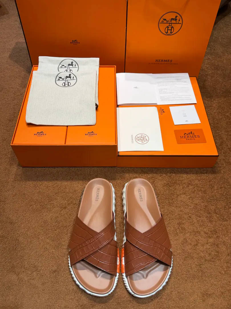 Herme*HHome.Infra- A man's sandal slipper.-Original Recym Buy originals and build them., Big-Big-Big-Big-Big-Big-Big-Back-Back-Back-Back-Back-Back-Back-Back-Back-Back-Back-Back-Back-Back-Back-Back-Back-Back-Back-Back-Back-Back-Back-Back-Back-Back-Back-Back-Back-Back-Back-Back-Back-Back-Back-Back-Back-Back-Back-B-B-B-B-B-B-B-B-B-B-B-B-B-B-B-B-B-B-B-B-B-B-B-B-B-B-B-B-B-B-B-B-B-B-B-B-B-B-B-B-B-B-B-B-B-B-B-B-B-B-B-B-B-B-B-B-B-B-B-B-B-I-I-I-B-I-I-I-B-B-, The color of the base is the same as the original.. You know what you're doing.💪 Super light shoe bottoms are designed with contrast colour, # To the comfort of the feet to scream #！ Cowskin..Skins and feet., The bottom of the private model. Size:39-44(38.45 46Do it.）