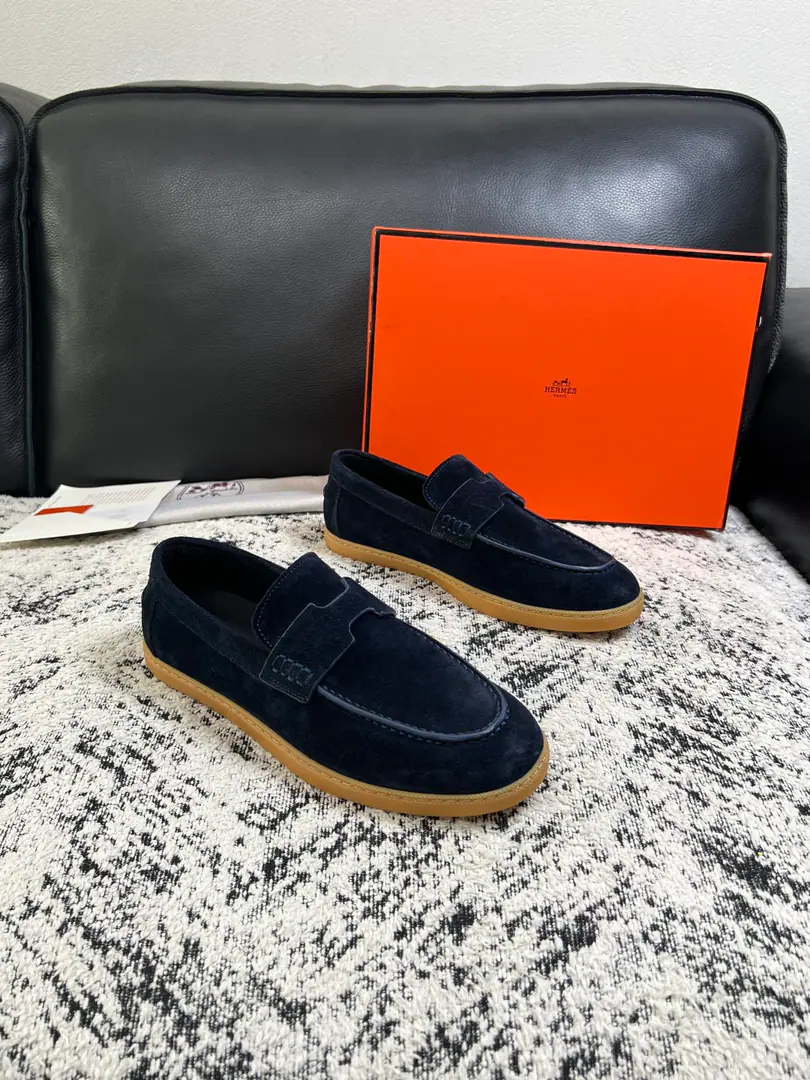 Hermes High Quality Top-level craft I'm in love with you, Max. The counter is being synchronized with the original distribution configuration., Italian imports of original cow-coloured flour, High-quality integration process, All imported water- dyeed cattle stubs., Shoes under the sole.: The original factory is super comfortable with the original base., The original factory and the single. Codes 39-44（ Make a reservation. 38 45 46 ）