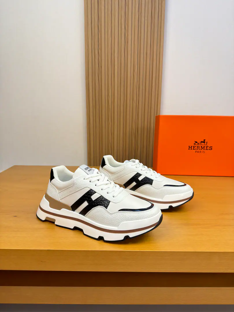 【 HERMES】I'm in love with you, Max. High-end quality Original List·Leisure sports shoes Shoe.: 🔝Skin of a stale calf., Napa Skin., Shoes..The brand of the car.‘H’Totem., Shoe tongue..The brand of the car.logoCursor Uchi.: Brand canvas., Foot.. Water-tied cow skin. Otsumi!: It's so light.TPUBubbles·Rubber. Double-coloured base Super-high-quality control.·- I'm doing a little work.: Highlight(High-end·- How expensive.·Slot) Size: 39-44（38, 45, Make a reservation.)·H0118