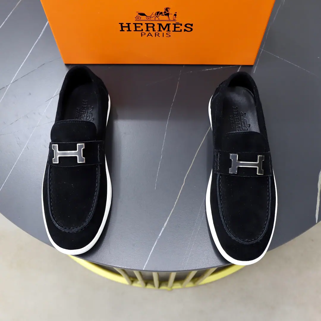 Get out of the factory. I'm in love with you, Max.Hermès ⚠️High-end man driving., One foot stomping series ⚠️38-44（45Make a reservation.） ⚠️Skins.！Soft and thick.！It's made in sheep's skin.！Rubber plate-based smooth-for-the-mill grinding！Stereopacking process！Fashion Classic！Handicrafts！It's a single high quality.！Compare as you wish！