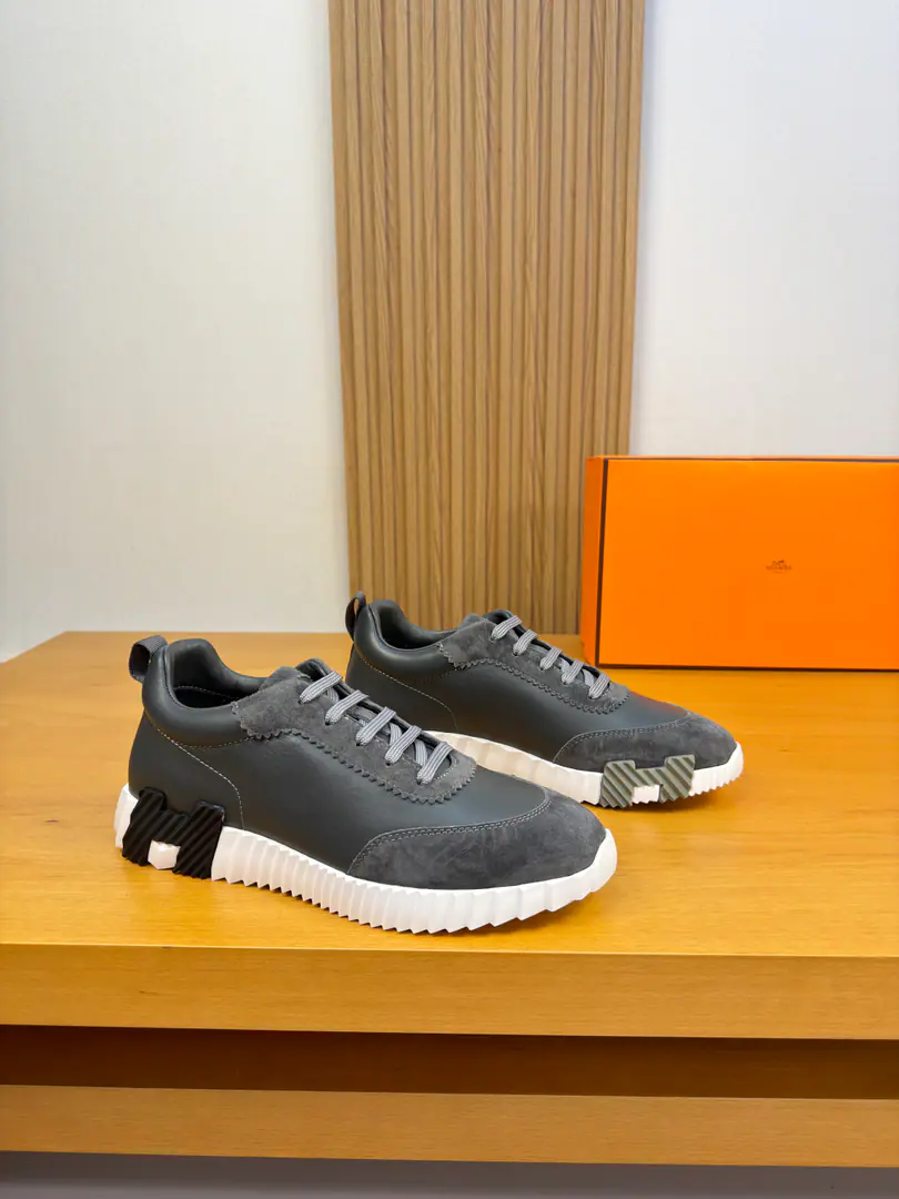 【 HERMES】I'm in love with you, Max. High-end quality Original List·Leisure sports shoes Shoe.: Original🔝Napa Skin., The anti-feathers., Shoe tongue..Air pressure brandlogo, Back up..Brandweaves Uchi.: Water-tied cow skin. Otsumi!: It's so light.TPUBubbles·Rubber: Combination of double-coloured large bottom Super-high-quality control.·- I'm doing a little work.: Highlight(High-end·- How expensive.·Slot) Size: 39-45（38, 46, 47, Make a reservation.)·H0155