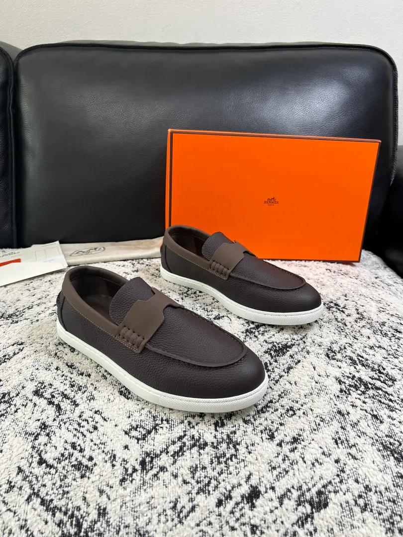 Hermes High Quality Top-level craft I'm in love with you, Max. The counter is being synchronized with the original distribution configuration., Italian imports of original cow-coloured flour, High-quality integration process, All imported water- dyeed cattle stubs., Shoes under the sole.: The original factory is super comfortable with the original base., The original factory and the single. Codes 39-44（ Make a reservation. 45 ）