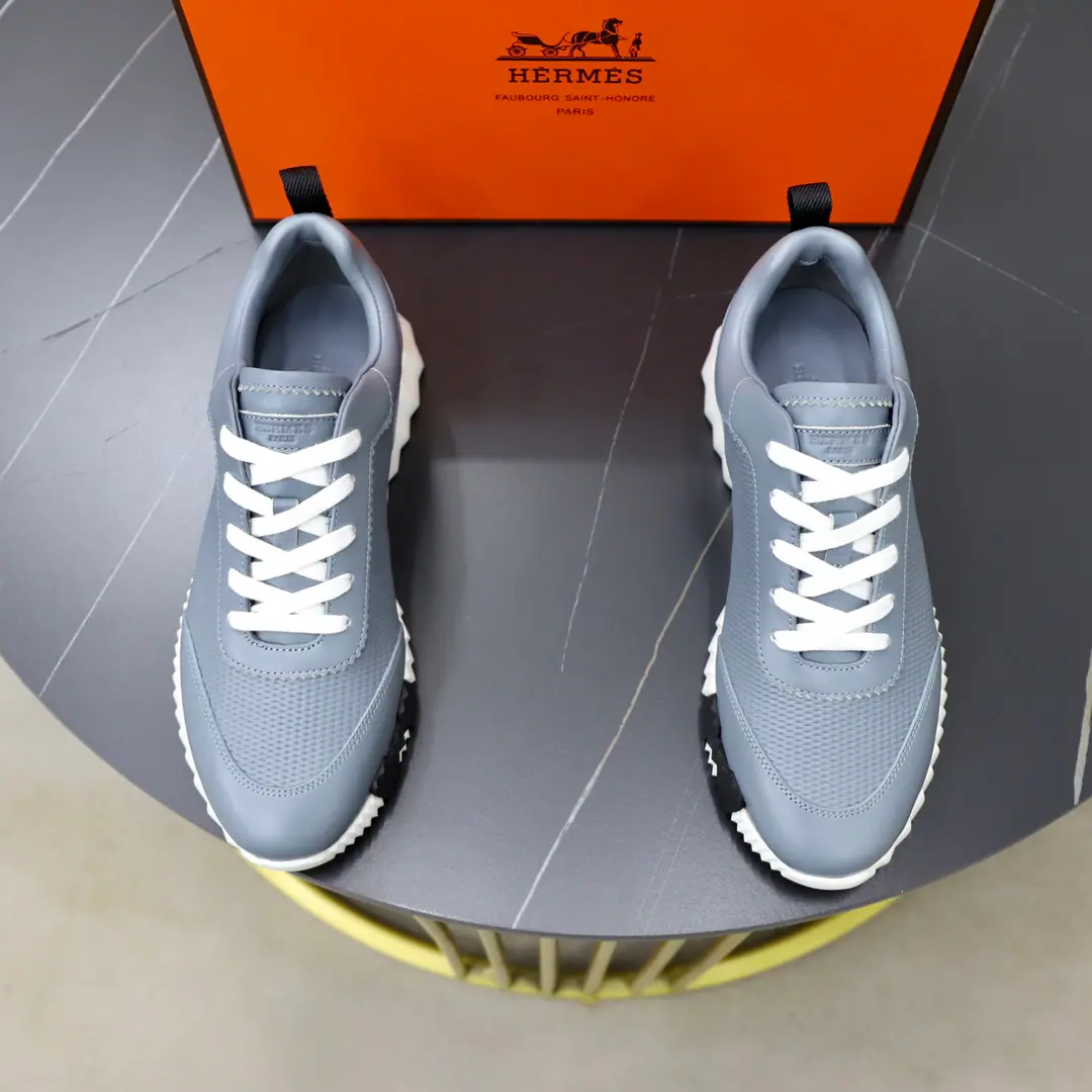 Get out of the factory. HERME*—I'm in love with you, Max..The cabinet is selling the classic boom-boom.🔥 Use imported cow skin on the shoe., I'm a researcher.（Original calf skin.） Skins and feet. Shoes under the sole.: The original factory is a very light version., Physical shoot🎬 Codes: 39-44（38, 45- It's a deal.）