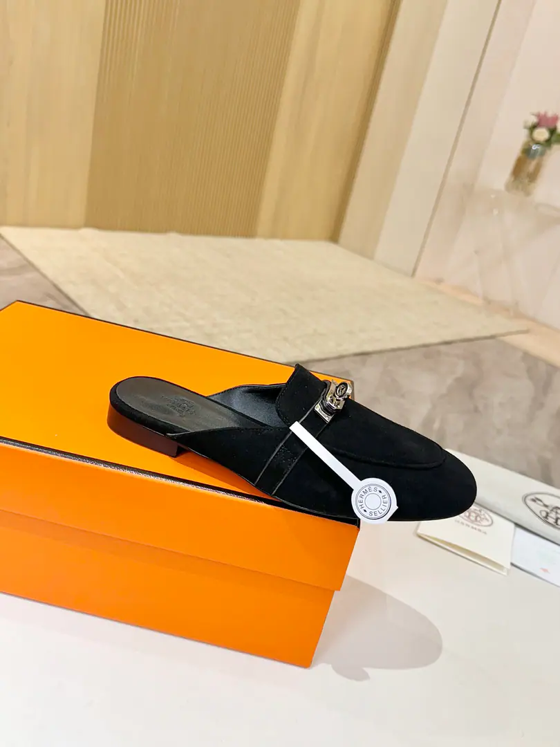 I'm in love with you, Max.Hermes, That's a big one. Top Version！Original development Shoe.: Lamb skin. Uchi.: Lamb skin. Otsumi!: Italy is a big-ass country. Codes: 34-42 34 41 42 Do it. No re-election. Packaging: Configure original packaging！