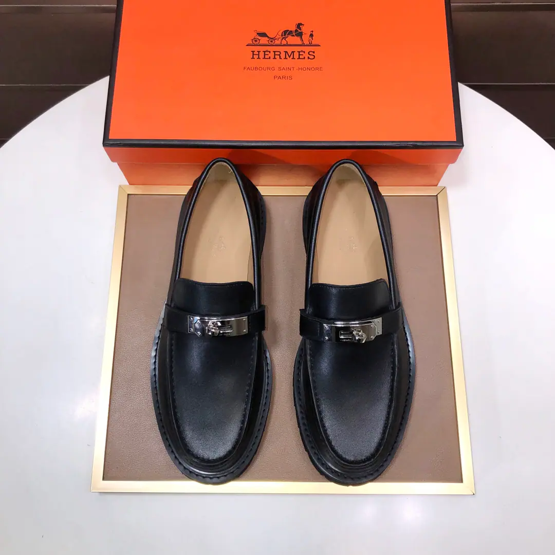Plant 【【I'm in love with you, Max. HERMES】】（In the high-end cattle.) New paragraph🍀 HERMES——Top Version Classic recreational shoes.！Use imported original cow skins, Inside, inside, inside the comfort of the cow.！The original grind-resistant rubber bubble.！High quality.！Codes38-45（45Do it.)