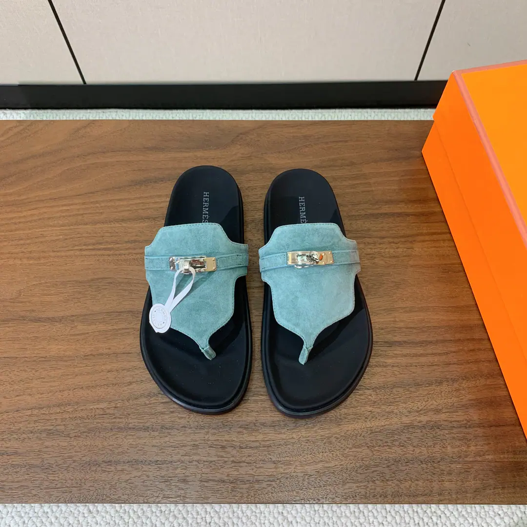 【Herm*s】Couples' Trails. The upper foot is so comfortable.！It's thick and cute.！Shoe-faced cow skin., Goki!. Shade it.TPUSlipboard Base（Part Colour Men Customise） Codes: Women35-41（40, 41Custom） Men40-46（45, 46Custom） Batch: （Men➕10）