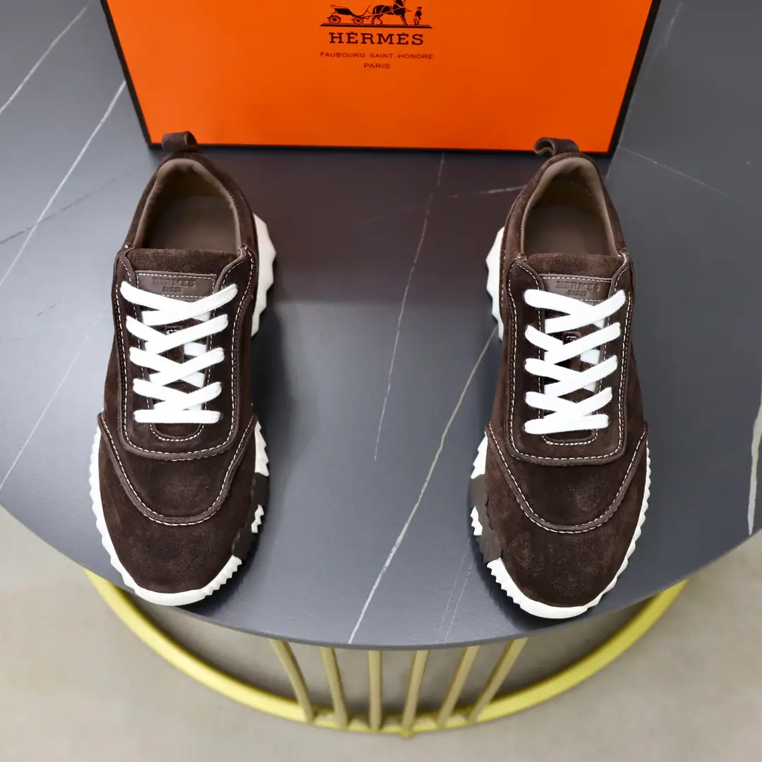 Get out of the factory. HERME*—I'm in love with you, Max..The cabinet is selling the classic boom-boom.🔥 Use imported cow skin on the shoe., I'm a researcher.（Original calf skin.） Skins and feet. Shoes under the sole.: The original factory is a very light version., Physical shoot🎬 Codes: 39-44（38, 45- It's a deal.）
