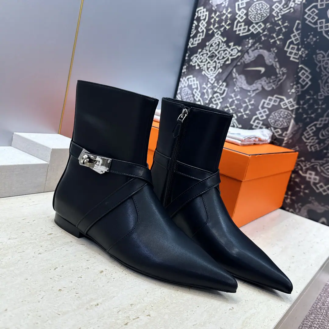 Plant prices HermesI'm in love with you, Max. 2026Autumn and winter money.Nice Crossing punk styleKellyAnd pull the naked female boots. HThe same letter as the star.logoA horse's boots on the bottom of the pole. Material:I'll import a cow's skin on my shoe./Import sheep, skin.+In the skin of the watered cow.+Italy is a big-ass country. Size: 35-39(34.40.41.42Custom without re-offer)