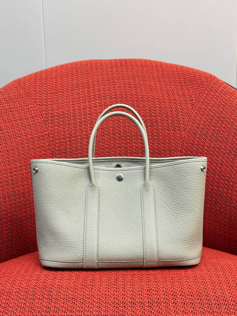 Garden Party Garden bag.30cm Dimensions NTogoFull skin. Hand-made sewing The first choice is for leisure commuters. 🉑 Glacier white
