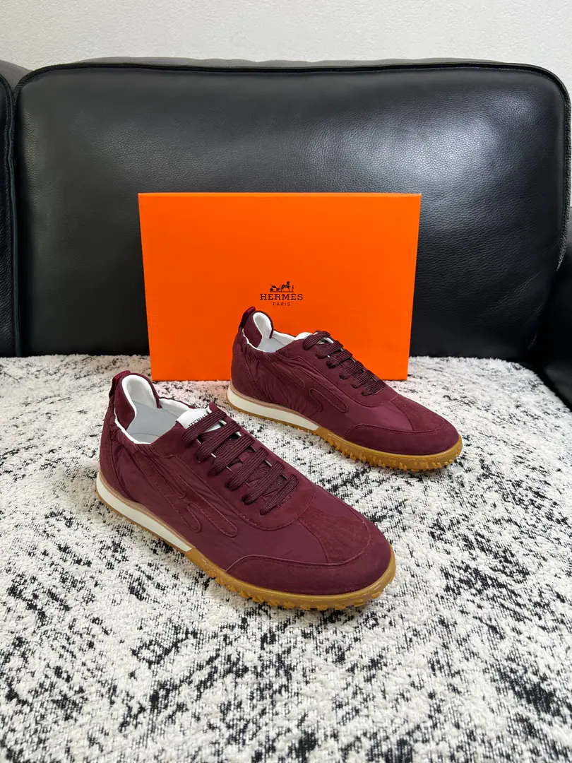 Hermes High Quality Top-level craft I'm in love with you, Max. The counter is being synchronized with the original distribution configuration., Italian imports of original cow-coloured flour, High-quality integration process, All imported water- dyeed cattle stubs., Shoes under the sole.: The original factory is super comfortable with the original base., The original factory and the single. Welcome to the comparison., Codes 39-44（ Make a reservation. 38 45 ）